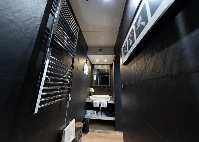 Barcaccia Luxury Πανσιόν 4*