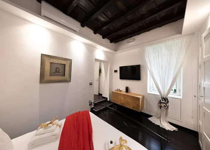 Barcaccia Luxury Πανσιόν